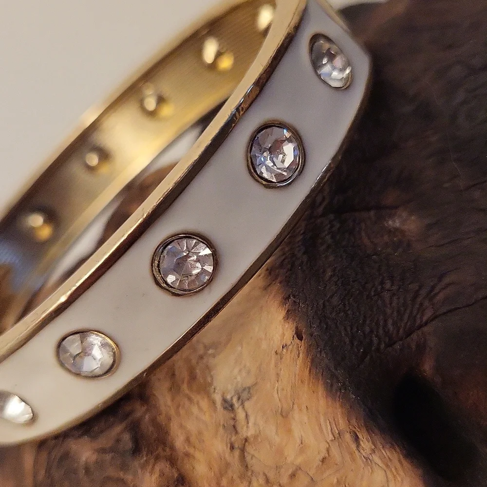 Oval Rhinestone Hinge Bangle Bracelet